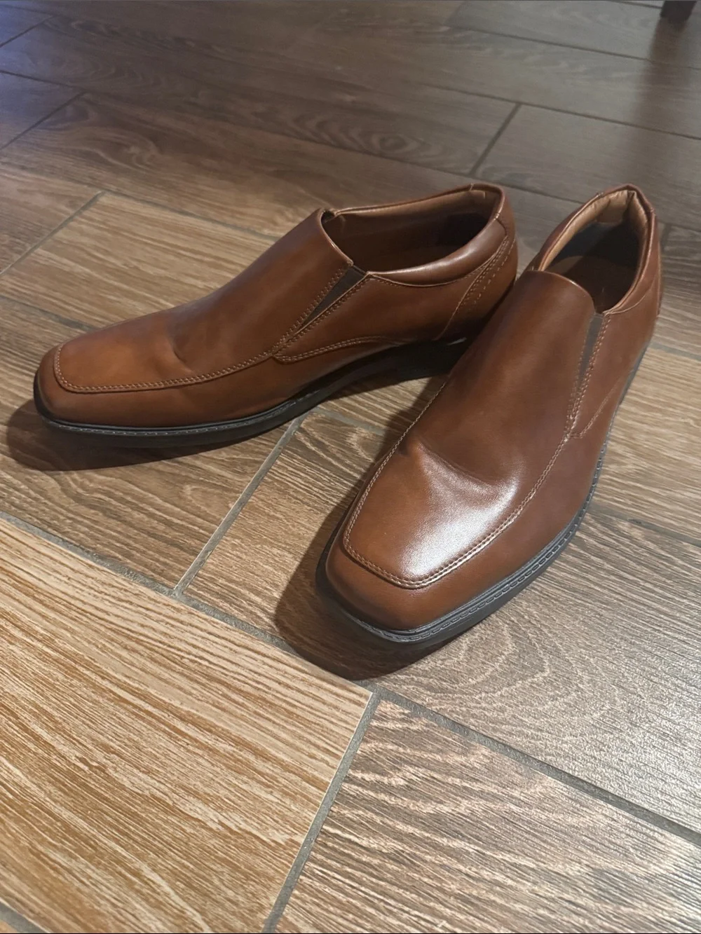 Dockers Men’s Chestnut Brown Leather Slip-On Loafer